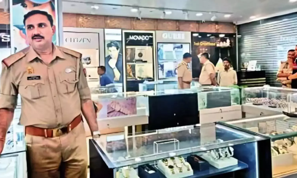 Watches Worth Rs 3 crore stolen